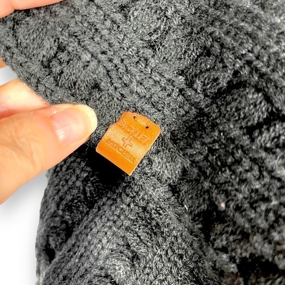 4 for $40 SALE! Bickley + Mitchell Fleece Cable Knit Unisex Scarf, Black, OS - Picture 5 of 9